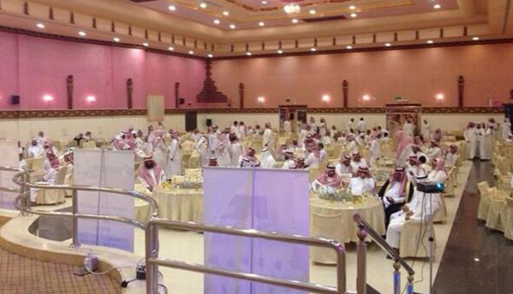 مدارس رفحاء تتنافس على الابداع والتميز في احتفالات تخريج طلابها