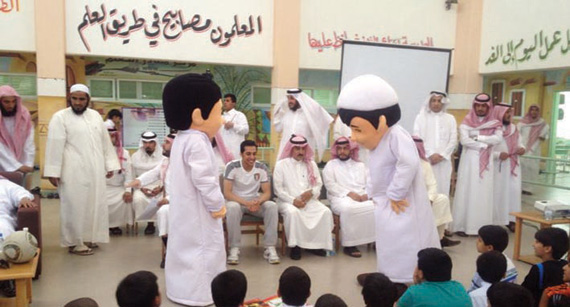 تربويون ورياضيون لتعزيز المحافظة على الكتب .. «التربية»: تعليق نتائج المتجاوزين