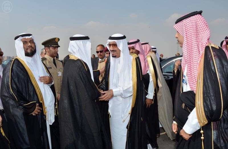 نائب الملك يصل جدة بعد المشاركة في تنصيب الرئيس المصري