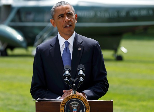 أوباما يؤكد عدم إرسال قوات برية إلى العراق وأن واشنطن تدرس خيارات آخرى