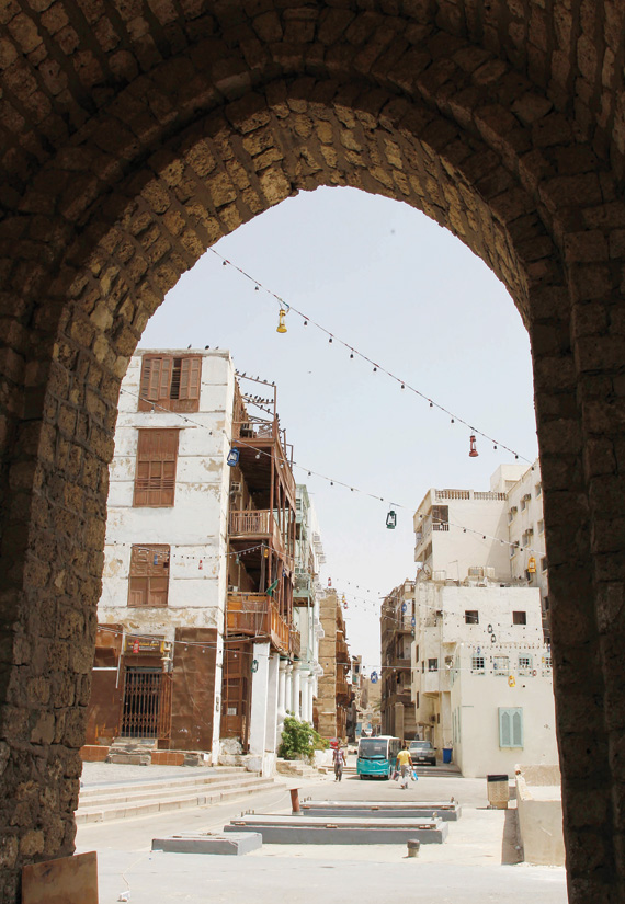 الأمير سلطان بن سلمان: اكتمال تطوير جدة التاريخية خلال 3 أعوام