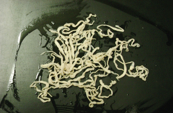 أخطر 10 طفيليات تنتقل عبر المواد الغذائية