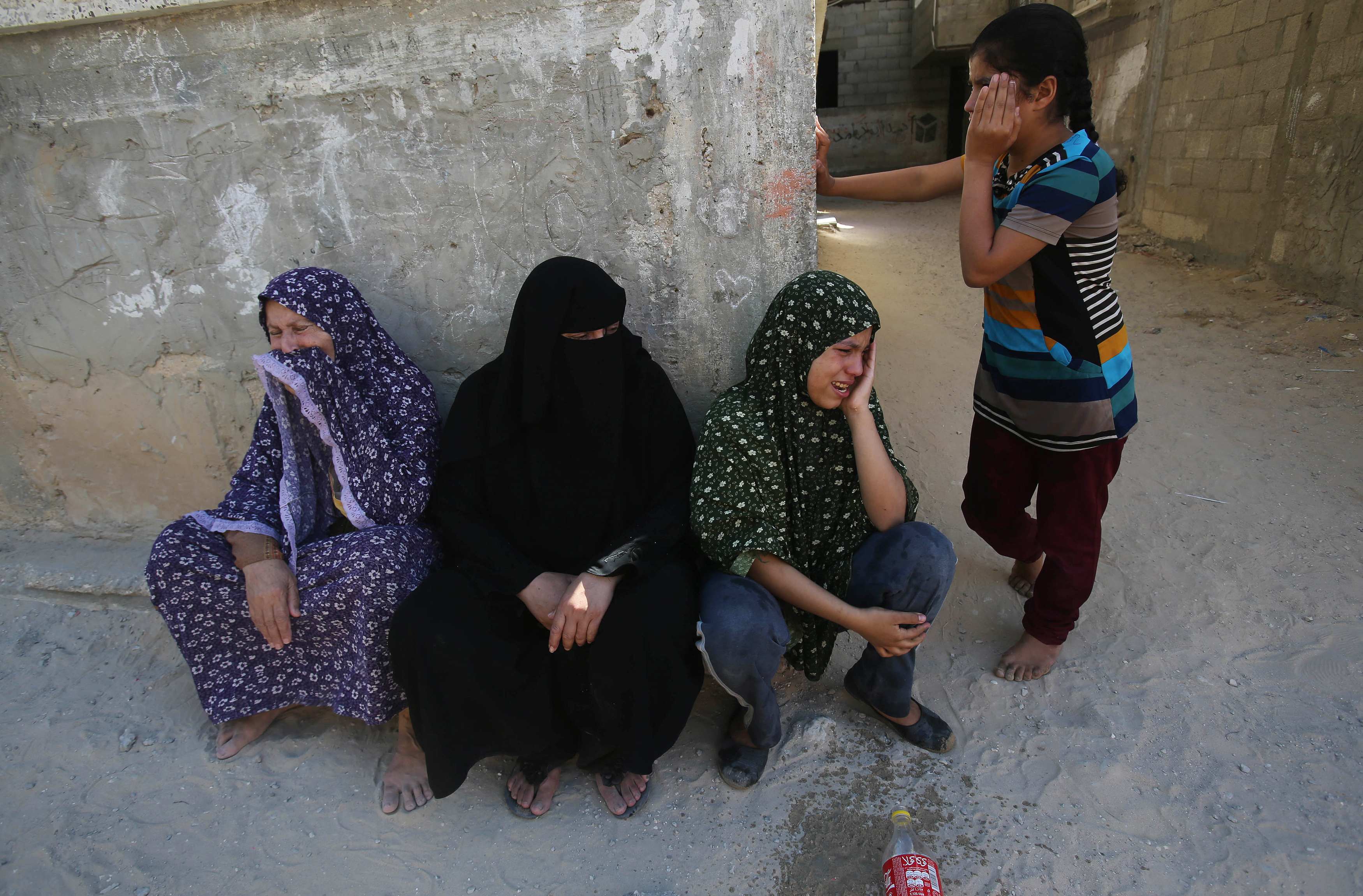 الرئيس المصري يتعهد بالسعي لوقف فوري لاطلاق النار بين الفلسطينيين واسرائيل