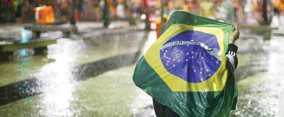 ساو باولو..
حرق ونهب