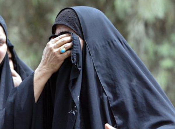 "داعش" يأمر بختان النساء