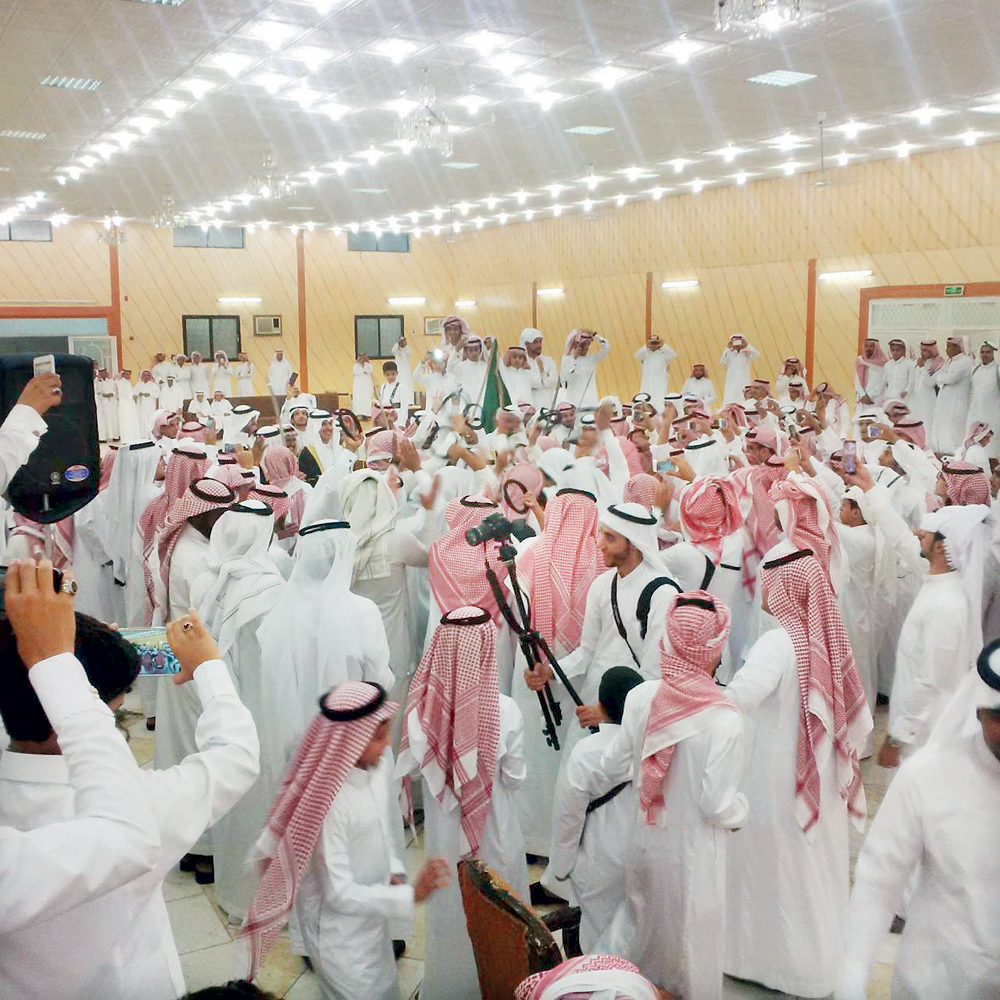 الإنشاد ..
من الوعظ
إلى التراقص
في الأفراح