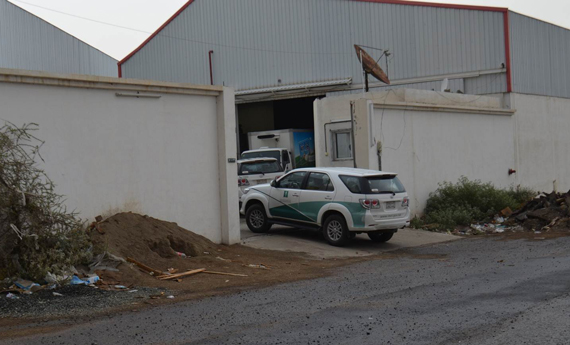 التجارة : مصادرة 8 آلاف سلعة مقلدة ومخالفة في الطائف