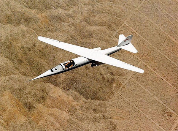 فرص ابتكارية لتحليق الطائرات بدون نوافذ لخفض الوزن والتكاليف