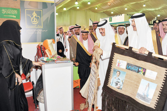 64 من الأسر المنتجة تعرض مشغولاتها
في «إنتاجي عزة وكرامة»