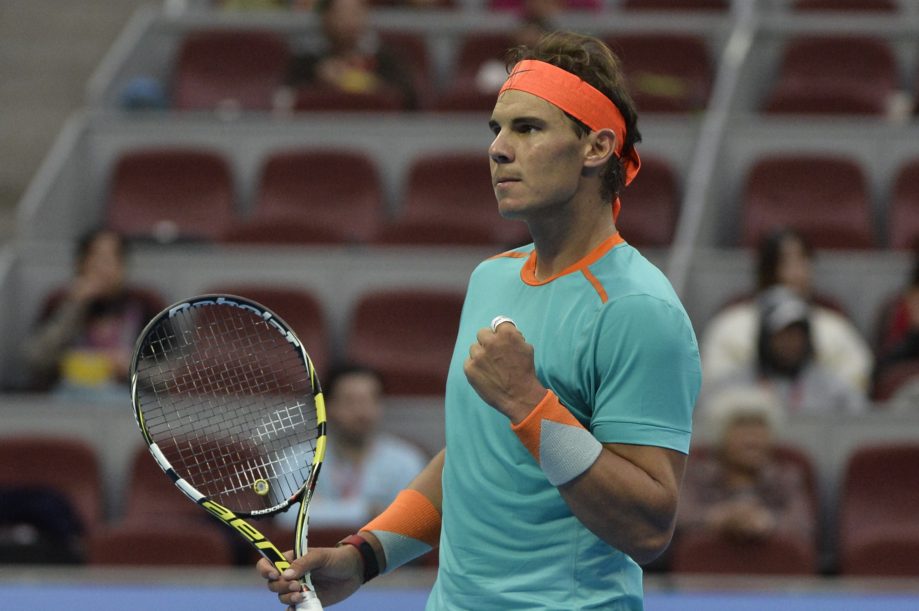 نادال يعود إلى التألق ويعبر إلى الدور الثاني من بطولة بكين للتنس