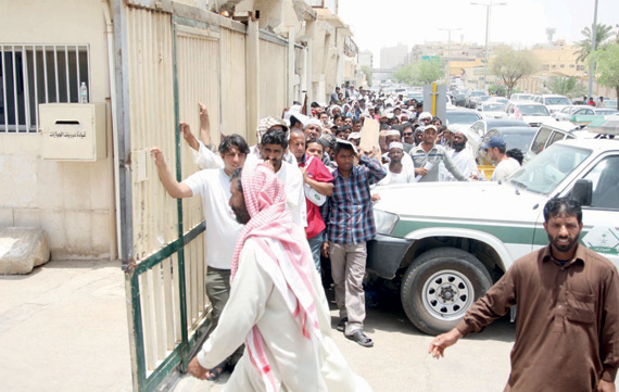 ترحيل 685 ألف مخالف
في 11 شهرا .. ومكة الأعلى بـ 42 %