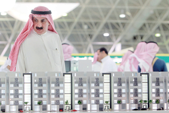 «الإسكان»: البدء في إنشاء 1000 شقة سكنية في الرياض مطلع 2015