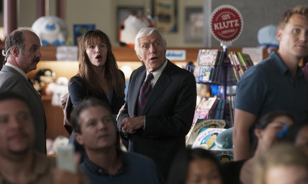 فيلم "فيوري" يتصدر إيرادات السينما