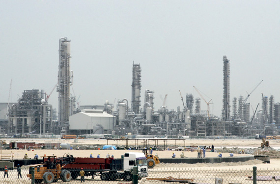 مسؤول كويتي لـ "الاقتصادية" : ارتفاع أسعار النفط لا علاقة له بـ «الخفجي»