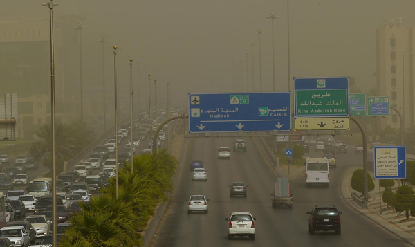 موجة غبار تضرب الرياض