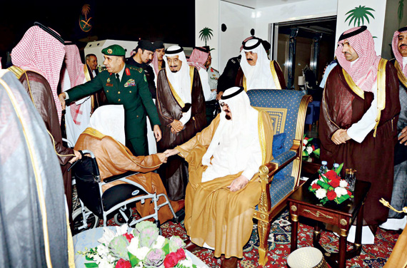 خادم الحرمين الشريفين يصل الرياض قادما من جدة