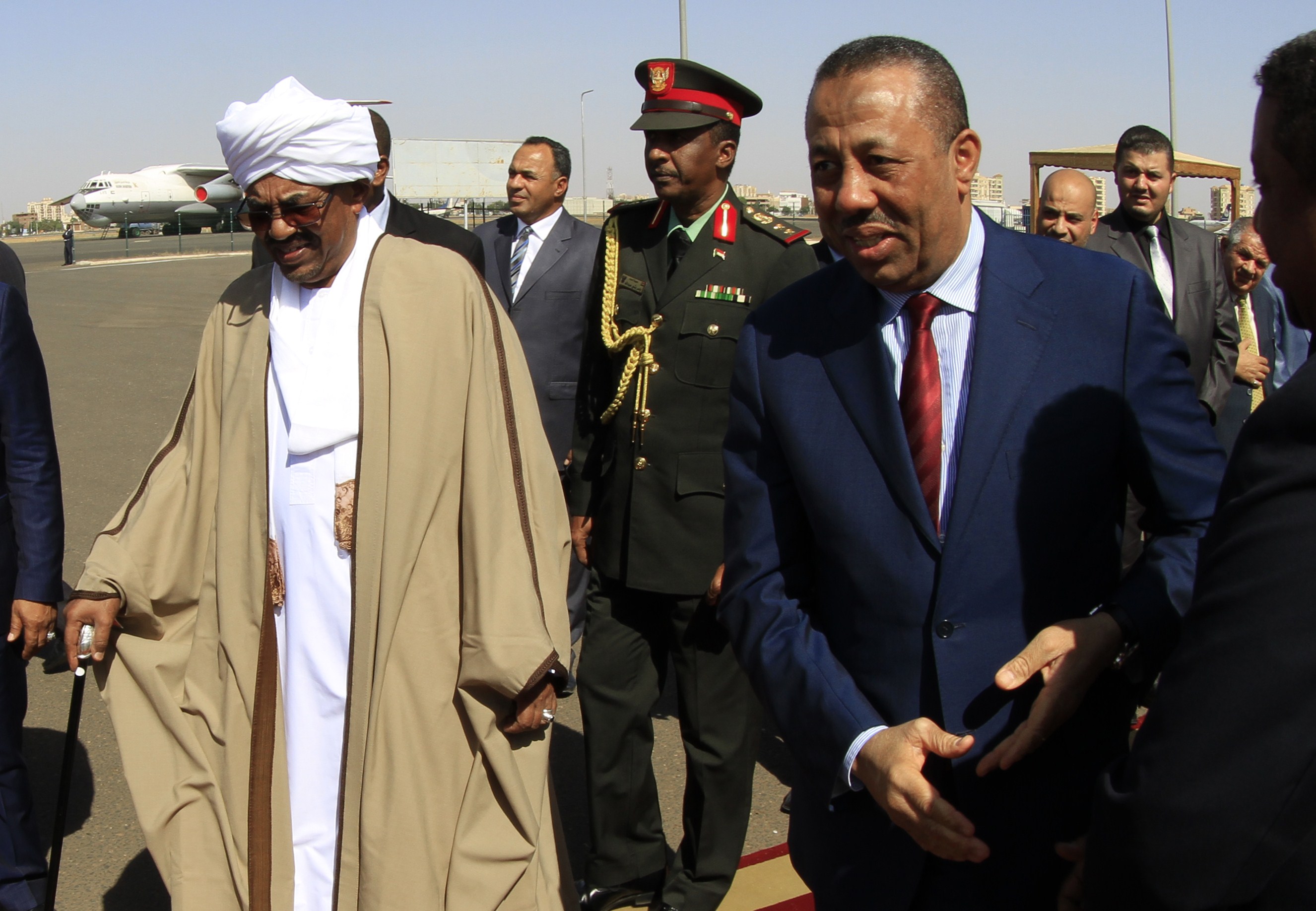 البشير ليبيا توافق على تشكيل قوات مشتركة لمراقبة الحدود