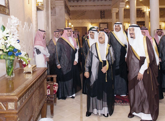 الملك يتلقى برقية شكر من أمير الكويت .. علاقاتنا حميمة