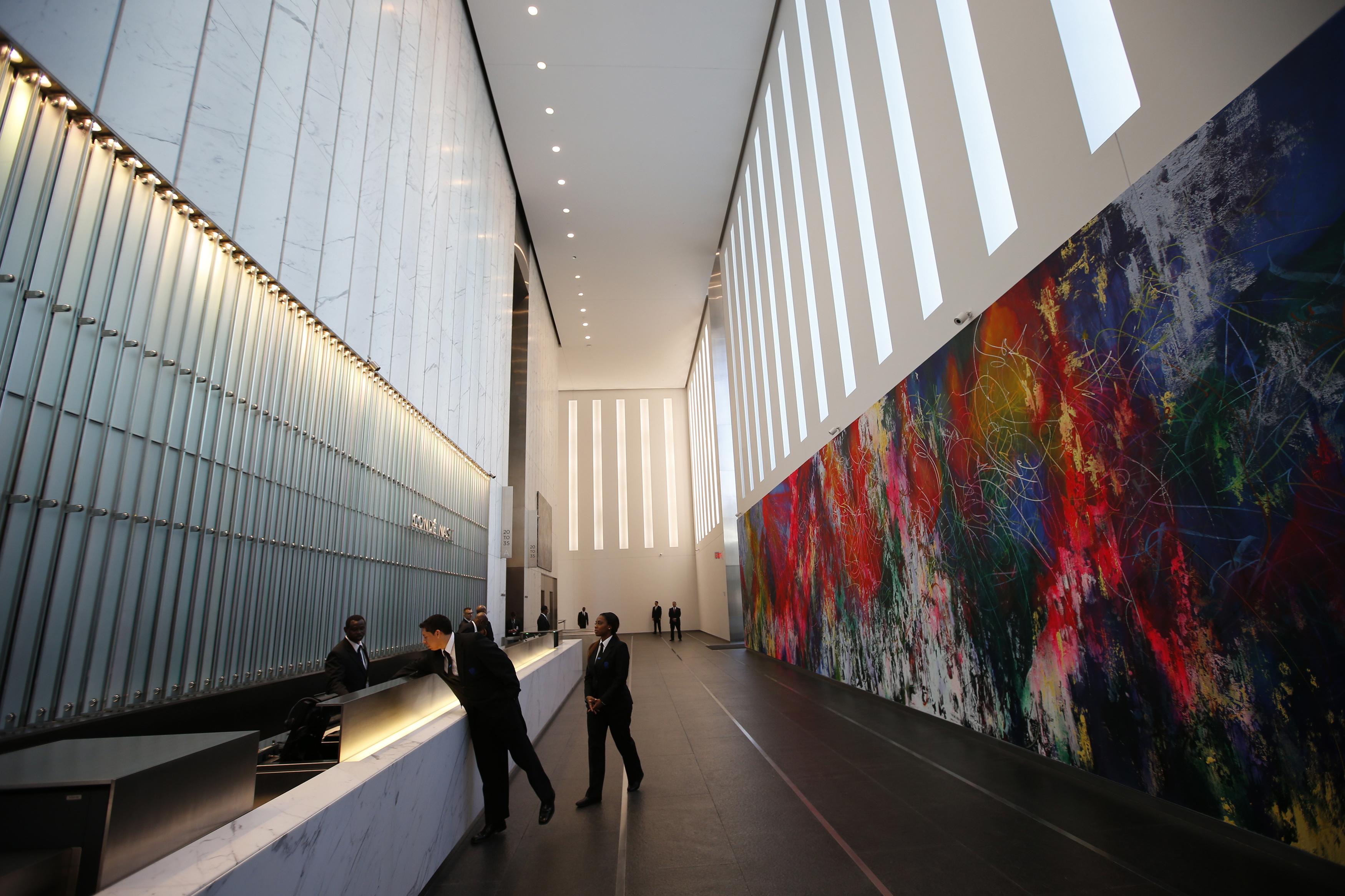 قصة مصورة : افتتاح مبنى "وان وورلد تريد سنتر" في نيويورك