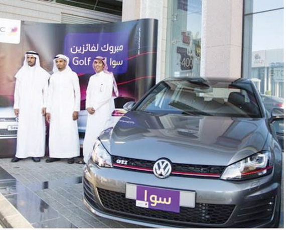 STC تسلم سيارات فولكس فاجن للفائزين في حملة «مع سوا.. أنت أقرب للـ Golf GTI»