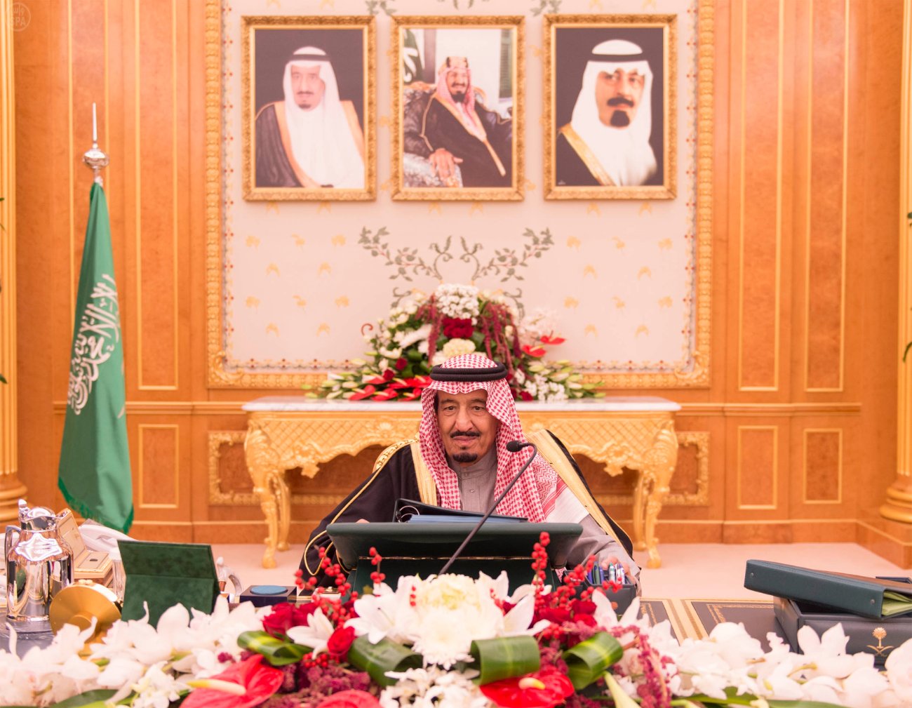 مجلس الوزراء يستنكر حادثة الأحساء .. ويعزي أهالي المتوفين وشهداء الواجب