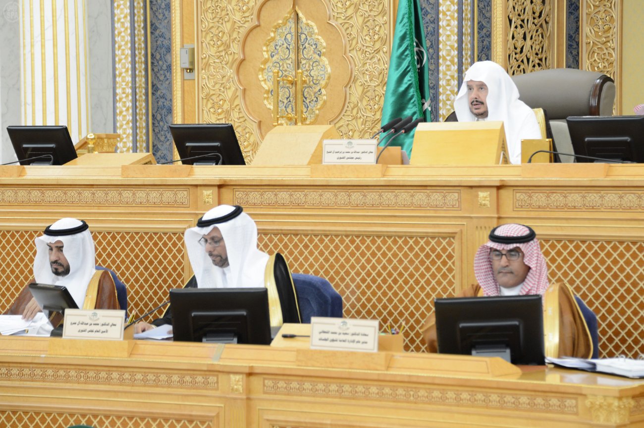 "الشورى" يوافق على ملاءمة دراسة مقترح الحد الأدنى للأجور