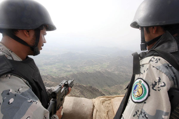 السجن 30 شهرا و25 ألف ريال غرامة لمتجاوزي
حدود المملكة