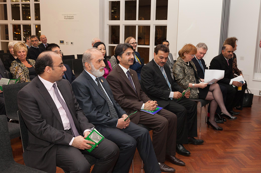 أفتتاح معرض الصور النادرة لزيارة الأميرة "اليس" للمملكة في مانشستر ببريطانيا