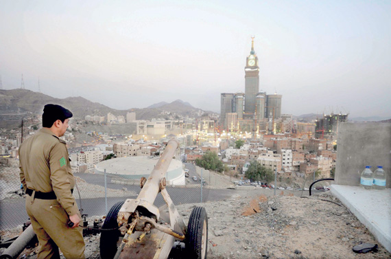 مدفع الإفطار في المدينة المنورة يعود للعمل بدءا من رمضان المقبل