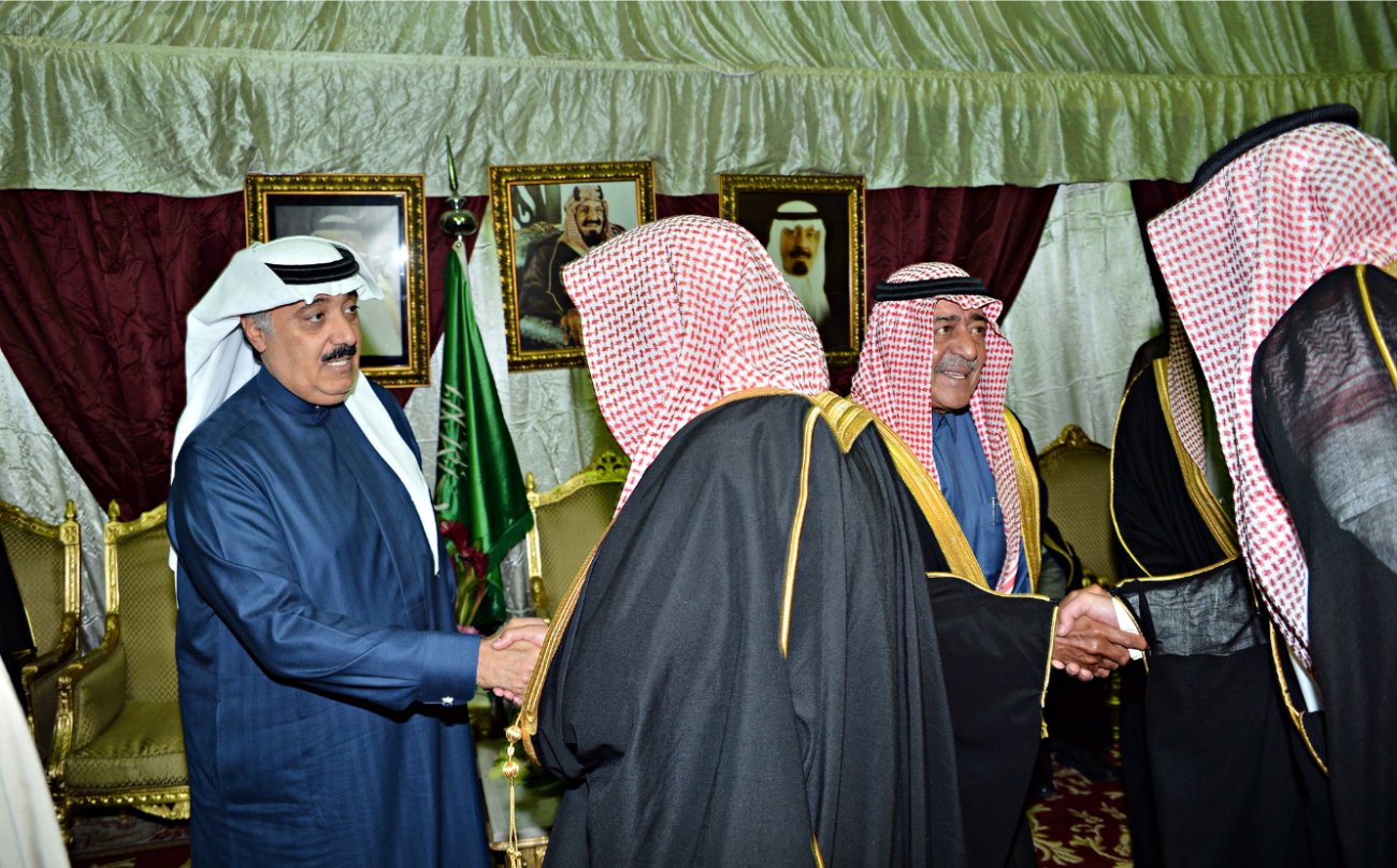 ولي العهد يطمئن على صحة خادم الحرمين الشريفين