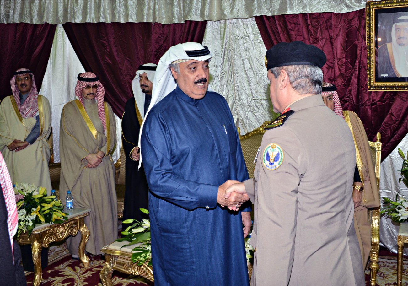 ولي العهد يطمئن على صحة خادم الحرمين الشريفين