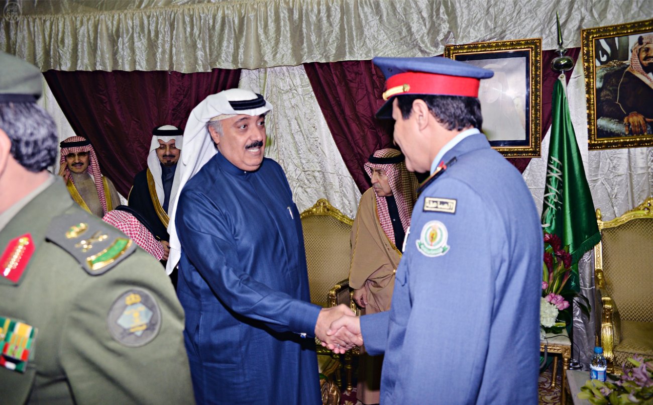 ولي العهد يطمئن على صحة خادم الحرمين الشريفين