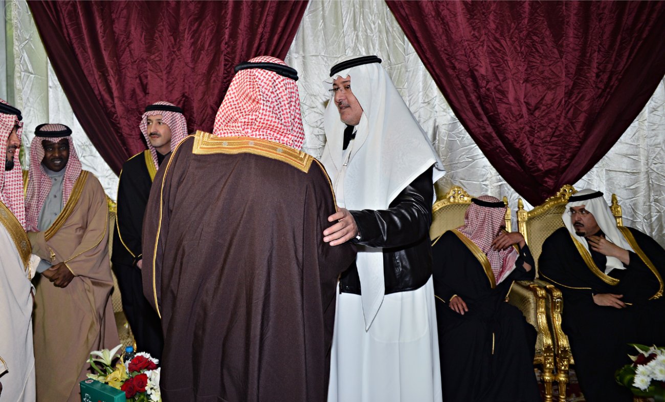 ولي العهد يطمئن على صحة خادم الحرمين الشريفين