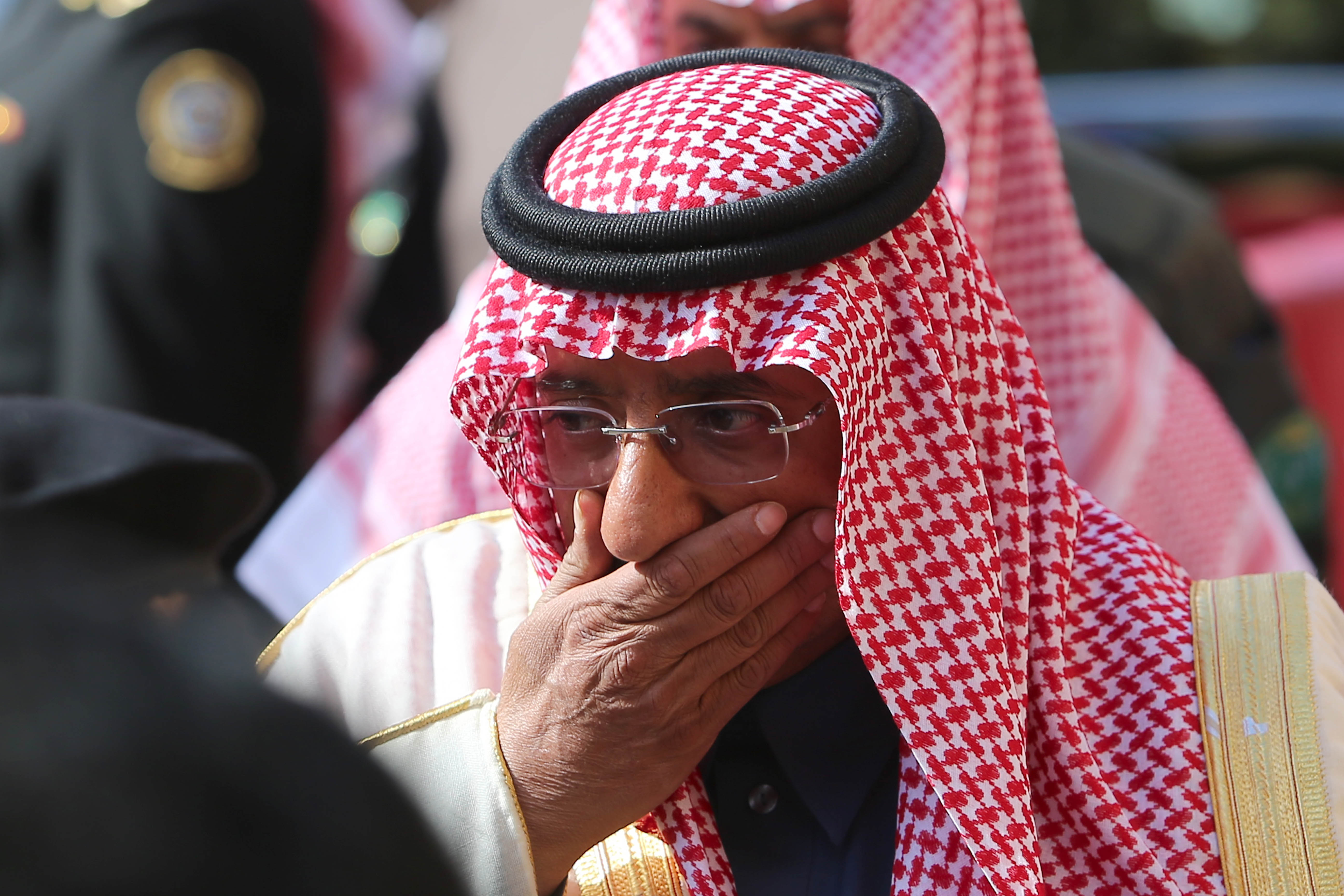 السعودية تواري خادم الحرمين الشريفين الملك عبدالله بن عبد العزيز الثرى في مقبرة العود