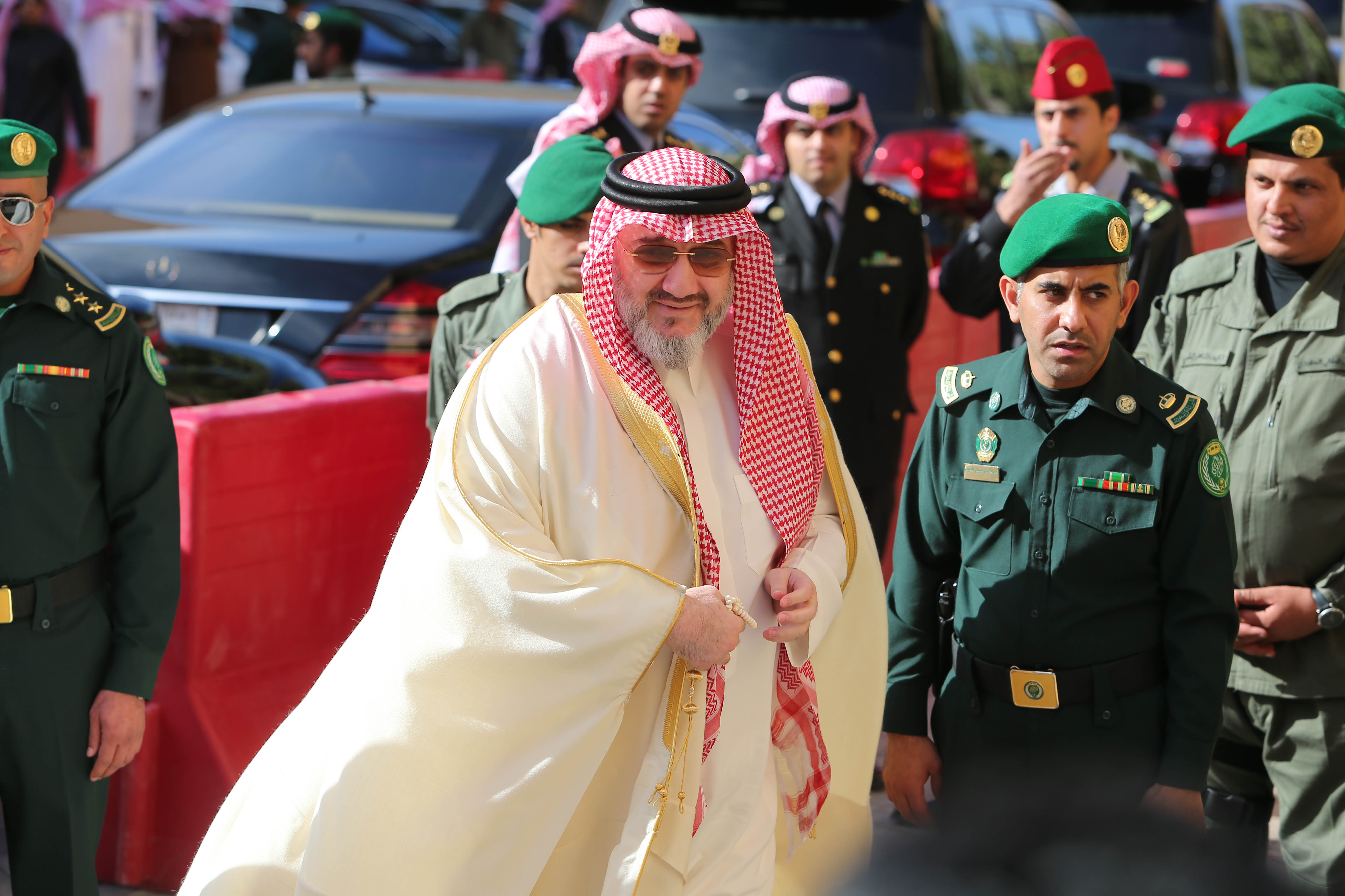 السعودية تواري خادم الحرمين الشريفين الملك عبدالله بن عبد العزيز الثرى في مقبرة العود