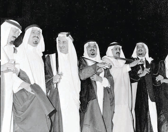 190 ألــف صـورة ترصد تـاريـخ المملكة وحياة الملك سلمان