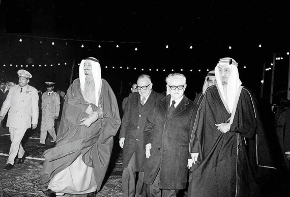 190 ألــف صـورة ترصد تـاريـخ المملكة وحياة الملك سلمان