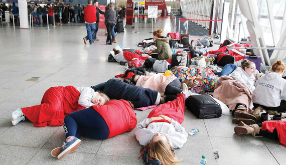 الثلوج تعطل رحلات مطار نيويورك