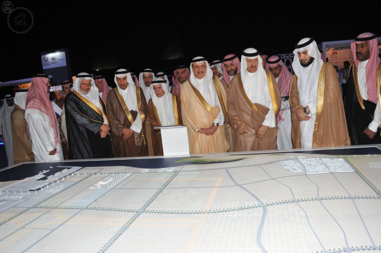 وزير البترول السعودي: الطلب على النفط يتنامى والأسواق هادئة