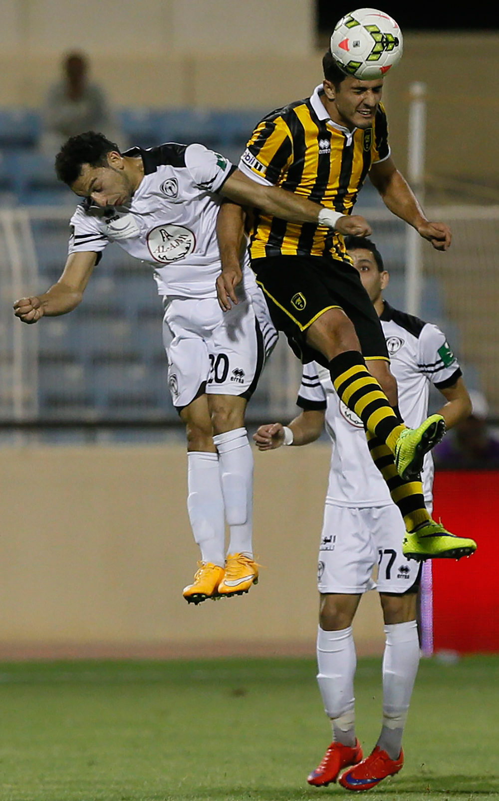 الاتحاد يستعيد اتزانه ويثأر من هجر