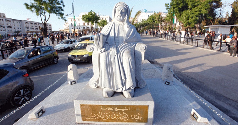 عدم تطابق الأصل والصورة يجبر الجزائر على إزالة تمثال ابن باديس