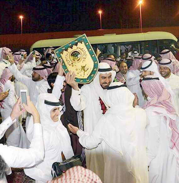 الجبلين .. ثمن الصعود 350 ألفا