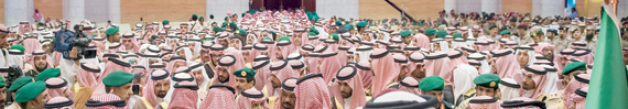 الأمراء والعلماء والوزراء والمسؤولون والمواطنون يبايعون ولي العهد وولي ولي العهد
