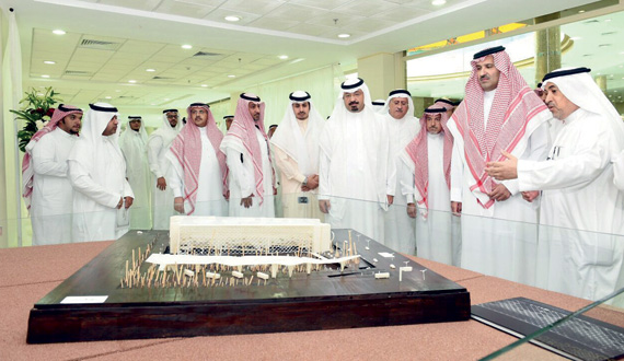 أمير المدينة المنورة يكرم الفائزين بجوائز تصميم
مشروع مركز الترحيب