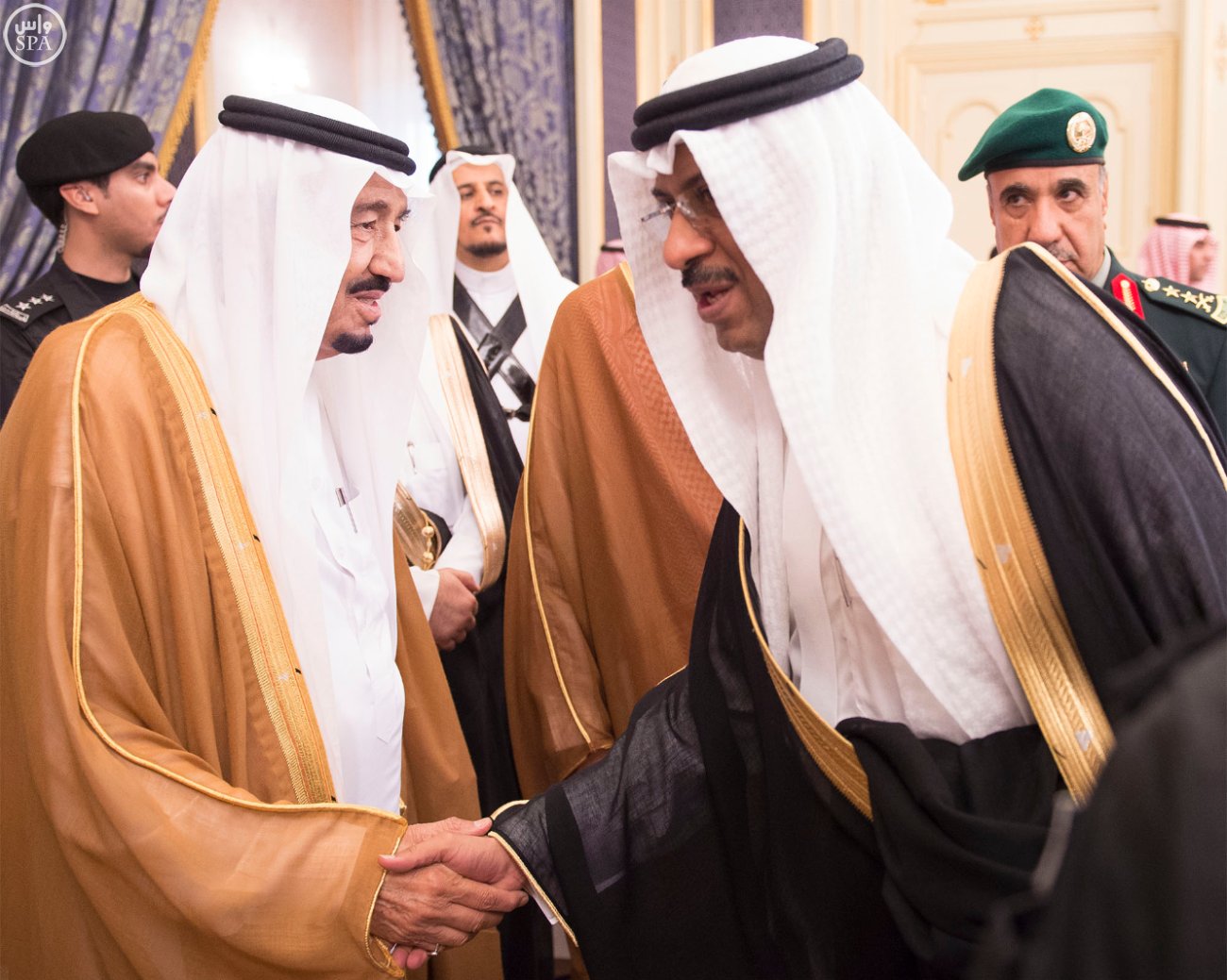 الملك : اقتصادنا حر .. نخدم به بلادنا وشعبنا وديننا