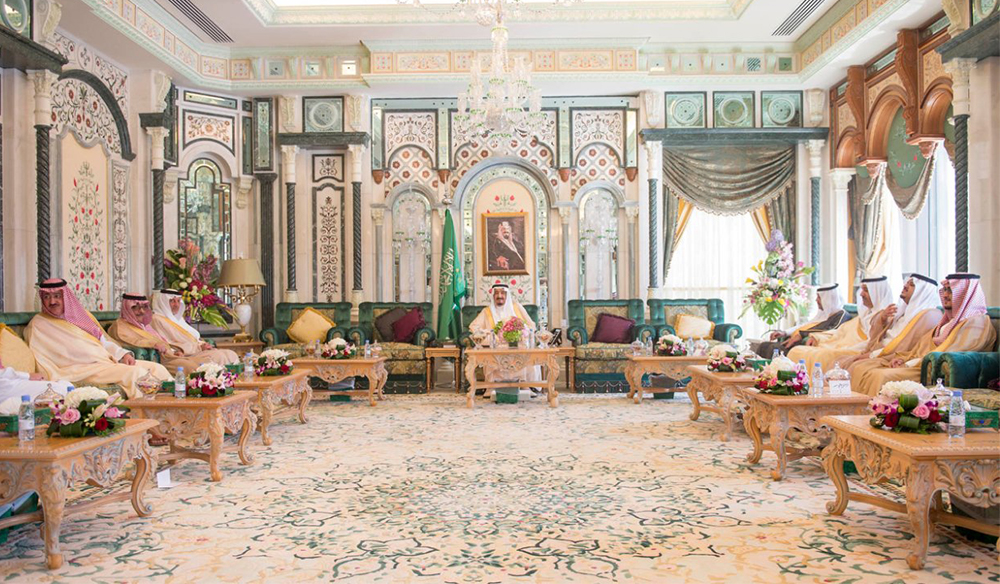 خادم الحرمين الشريفين يصل إلى مكة المكرمة قادماً من جدة