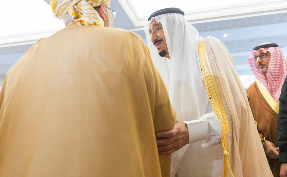 خادم الحرمين الشريفين يصل إلى مكة المكرمة قادماً من جدة