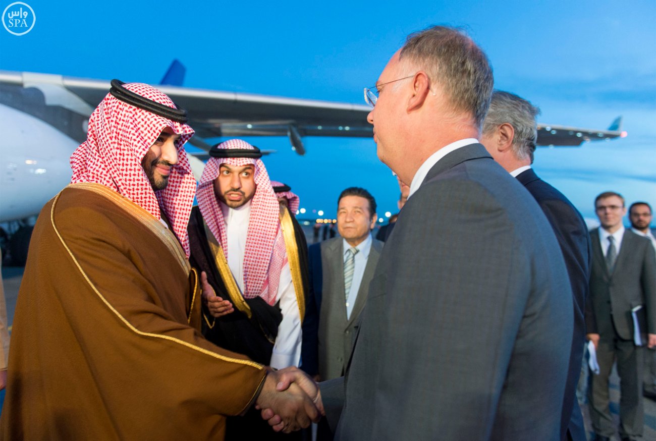 ولي ولي العهد يصل إلى روسيا
