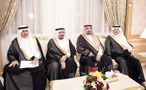 الملك لأمراء المناطق: تلمسوا احتياجات المواطنين والمقيمين