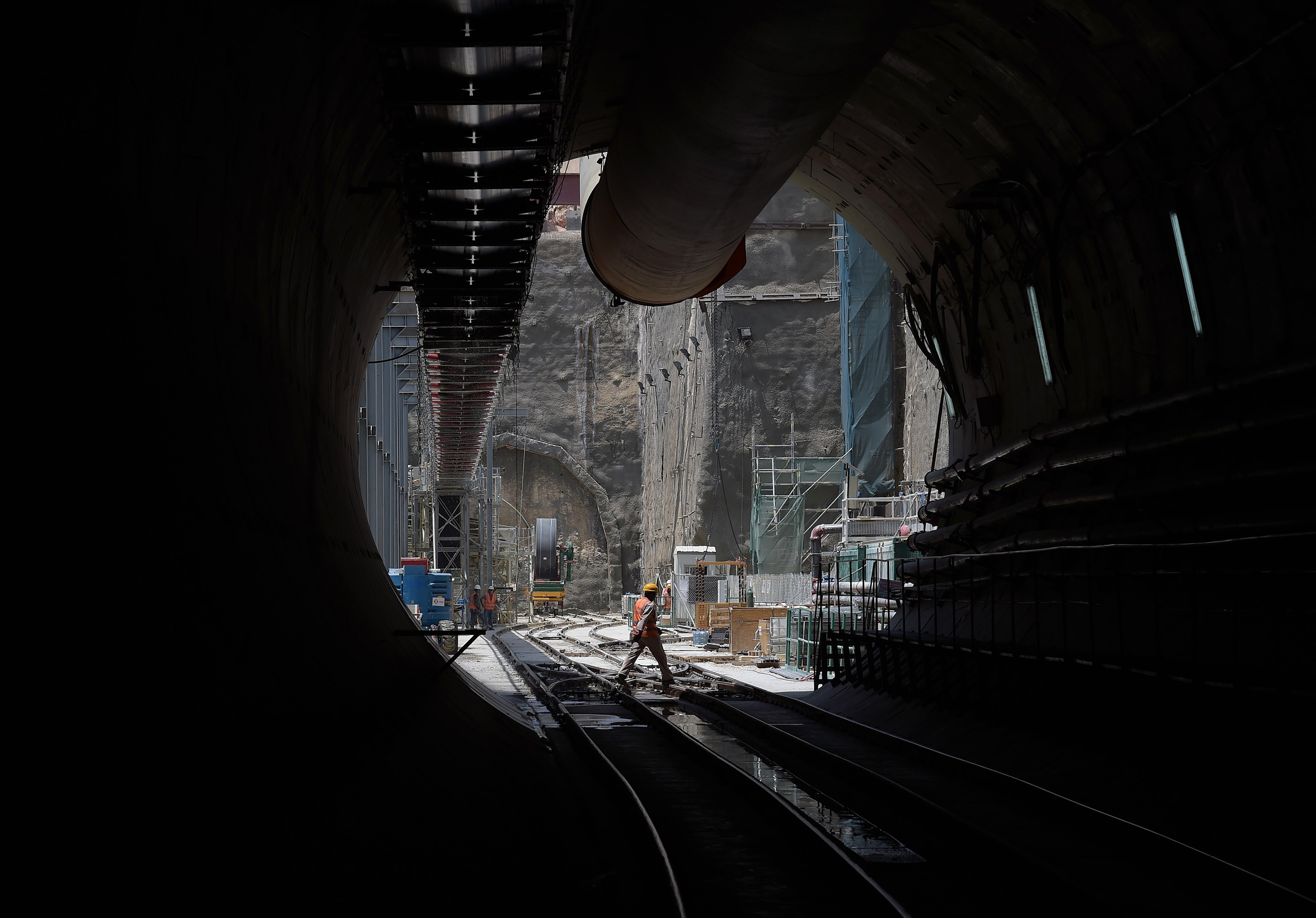 قصة مصورة: 21% نسبة إنجاز مشروع مترو الرياض